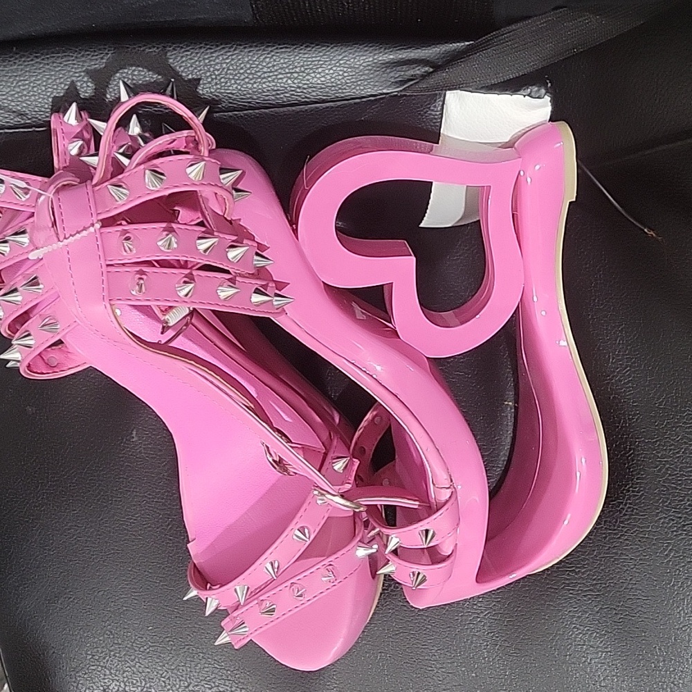 JHOW JTORY Sandals - Picture 5 of 7